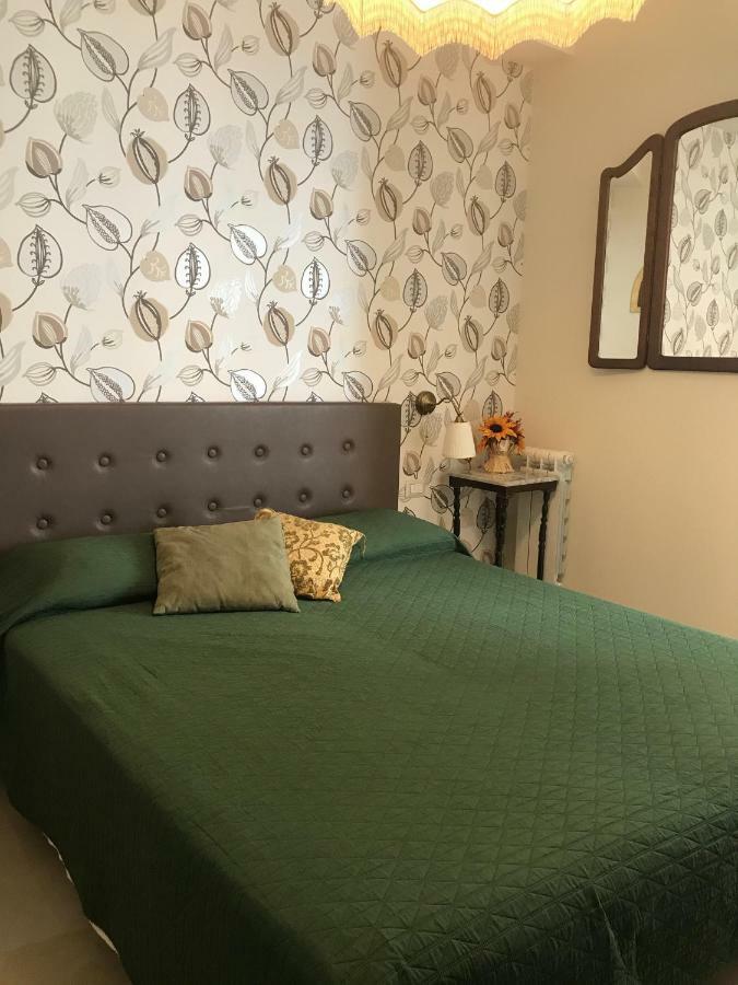 Bed and Breakfast Aquila house à Catane Extérieur photo